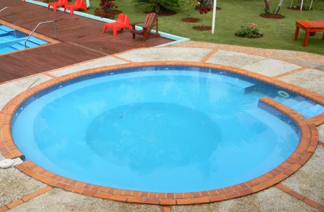 Hotel Jardines Del Montana Jarabacoa piscine jacuzzi